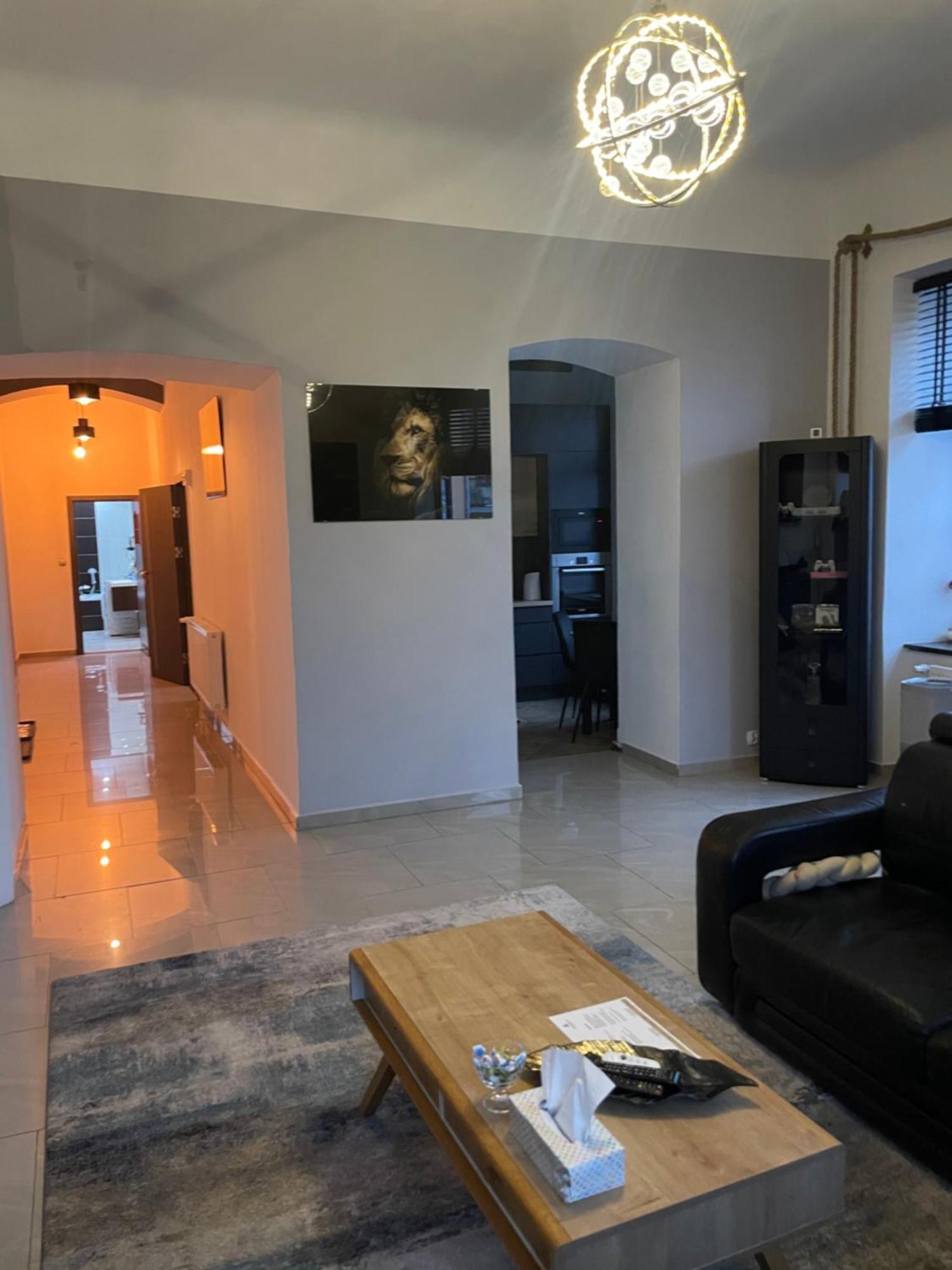 Apartament W Centrum Przy Studni 102M2 Apartment Chelm Bagian luar foto